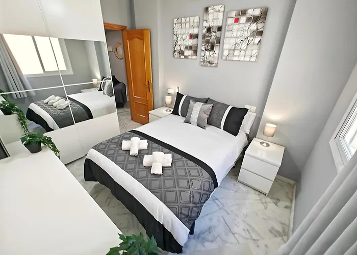 Moderno Piso Centrico 3 Habitaciones Junto Al Mar