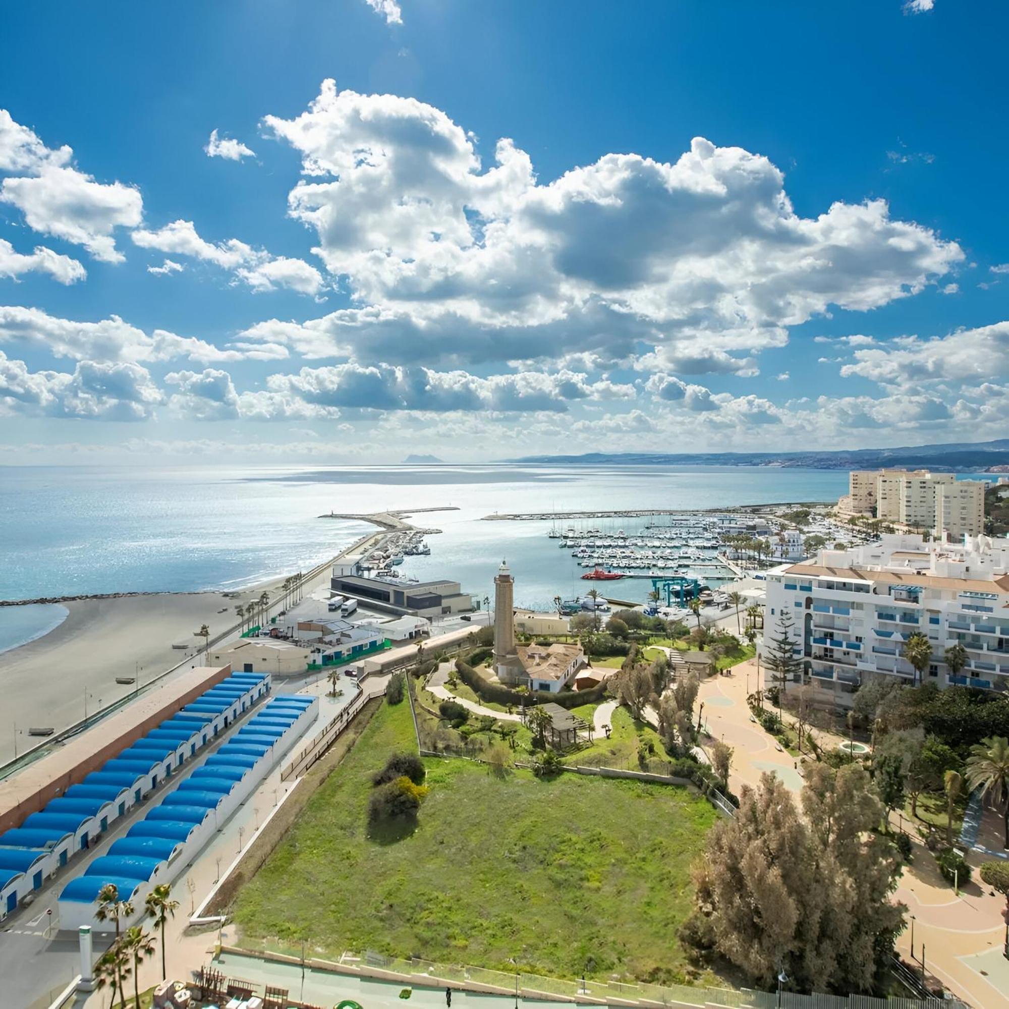 Moderno Piso Centrico 3 Junto Al Mar Appartamento Estepona